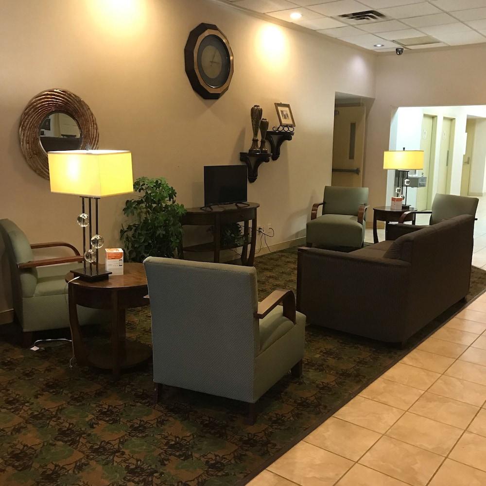 Quality Inn & Suites Mansfield Buitenkant foto