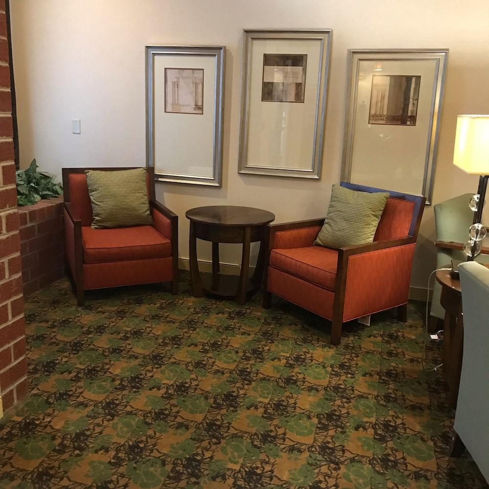 Quality Inn & Suites Mansfield Buitenkant foto