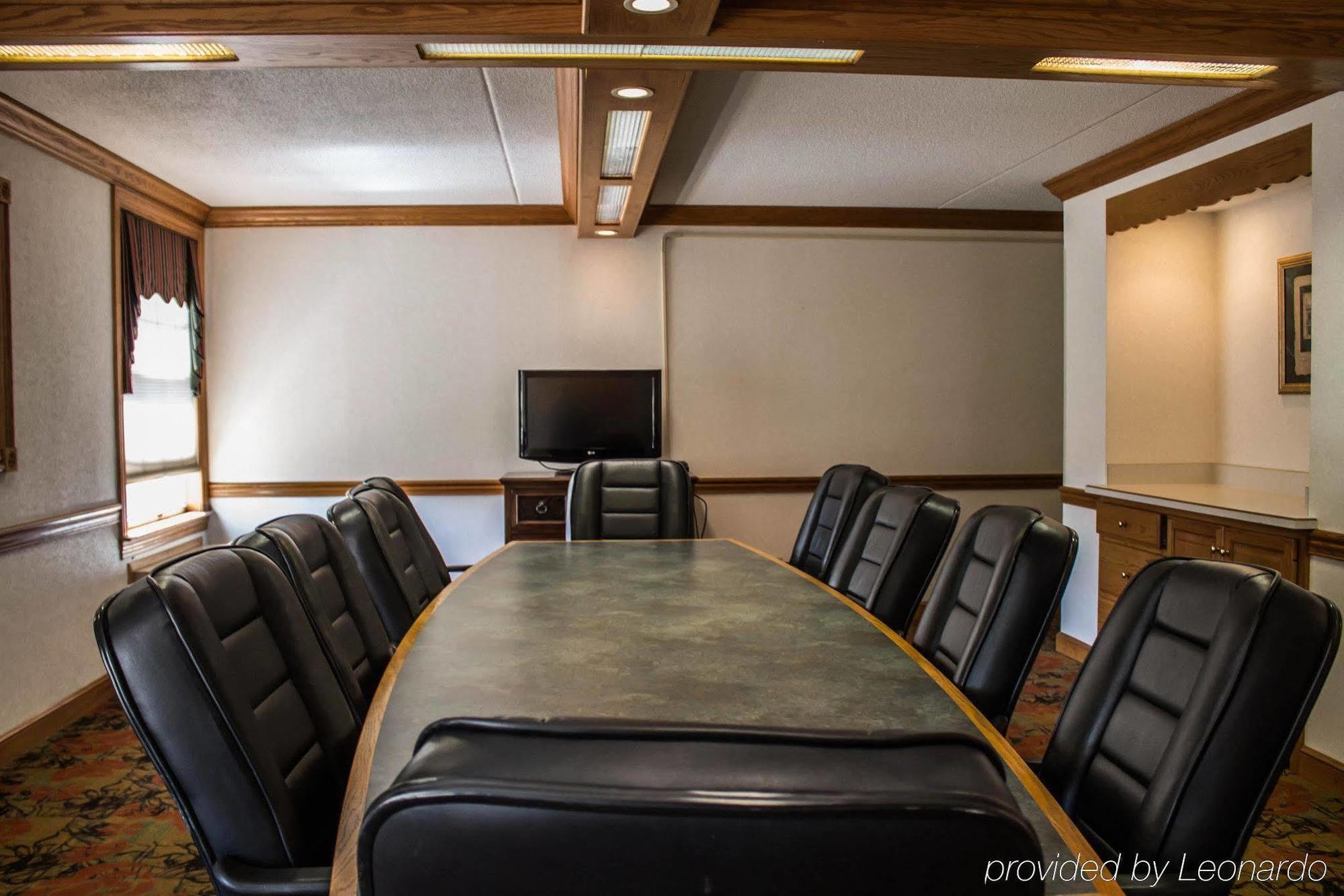 Quality Inn & Suites Mansfield Buitenkant foto